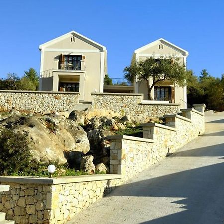 Adastra Ithaca Luxury Suites Вати Екстериор снимка